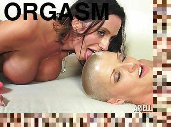 Orgy with Ariella Ferrera that brings many gigantic orgasms