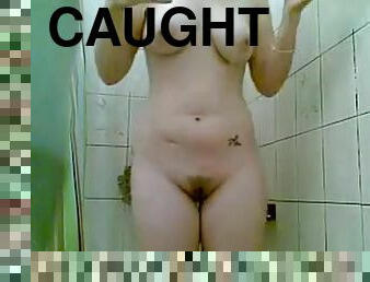 Caught naked mom shaving in the shower