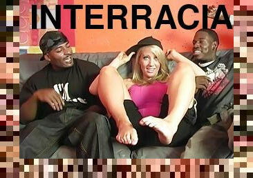 Interracial threesome shag with stunning blonde Barb Cummings