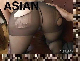 Captivating Asian pornstar in nylon pantyhose screaming in ecstasy as her hairy pussy gets banged hardcore