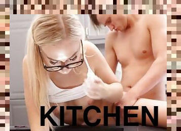 STUCK4K. Hot babe needed assistant after kitchen accident
