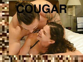Tempting cougar incredible xxx clip