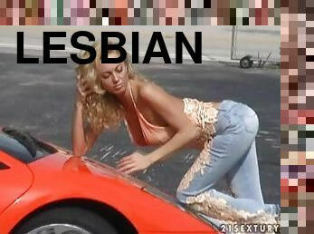 Fast and luscious lesbian girls make hot show