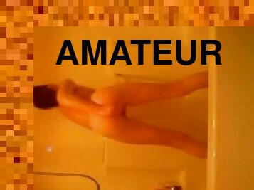 Teen chick masturbating in the shower