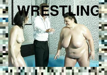 BBW beats a curvy girl in a wrestling match and fucks the ref