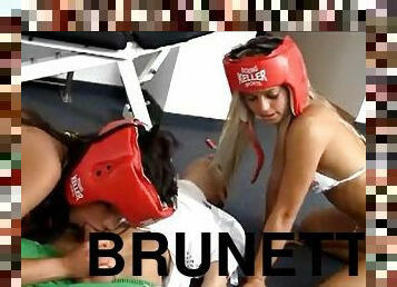 Boxing girls love hardcore sex
