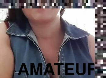 gros-nichons, masturbation, pisser, giclée, amateur, milf, française, belle-femme-ronde, bout-a-bout, solo