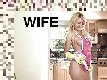 Blonde Bust Housewife Masturbates With A Big Sex Toy