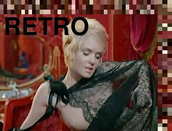 Mesmerizing Retro Star Joey Heatherton Shows Her Boobs In 'Bluebeard'