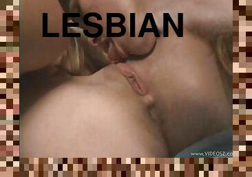 Lesbian brunettes get wild licking and toying their pussies