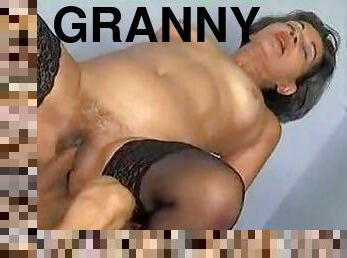 Granny pulls out his cock and gets fucked