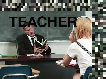 Kinky Cece Capella is shagged on the teacher's table in the classroom