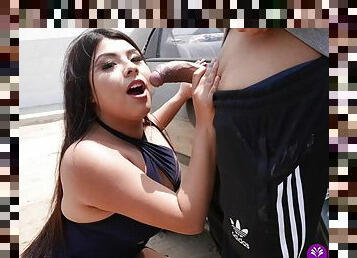 Big ass Peruvian loves to fuck in public
