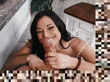 Sneaky Handjob and blowjob Affair - Mona Azar seduces boyfriend of her best friend in the kitchen