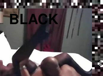 Black dude fucks that amateur black pussy