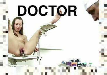 Cute teen gets slammed by a doctor