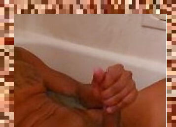 Bathtub stroking ????