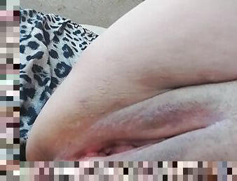 Chubby milf fucks her own ass and pussy