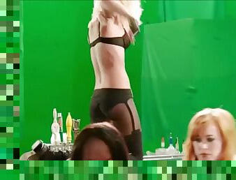 Jessica Alba striptease scenes