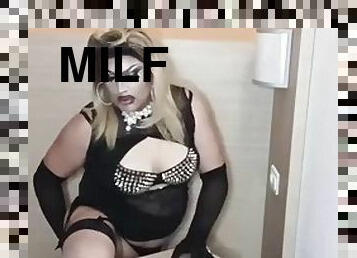 Sexy chic MILF CD is excited