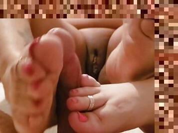 3some footjob