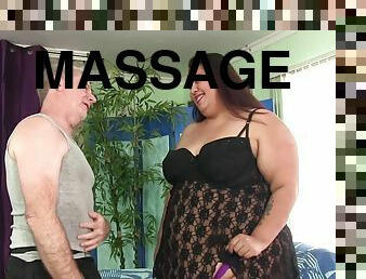 Fatty Lorelai Givemore gets sensual massage