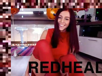 Redhead Cam Girl Masturbating On Live Cam