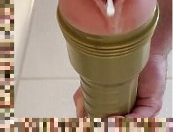 Creampie in fleshlight