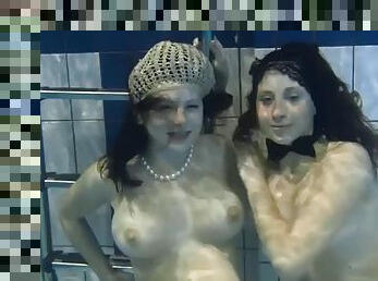 gros-nichons, public, russe, babes, lesbienne, ados, pornstar, petite-amie, piscine, bout-a-bout