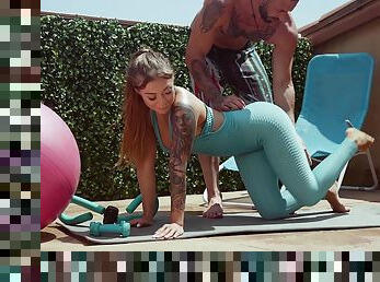 Wife enjoys backyard pleasures with her fitness trainer