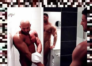 Muscle bodybuilder oral sex and cumshot