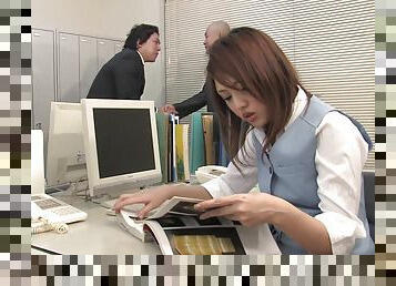 Rino Mizusawa adores a blowjob with her colleague in her office