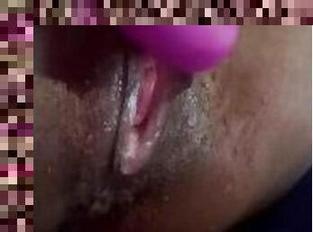 Creamy Squirting Pussy
