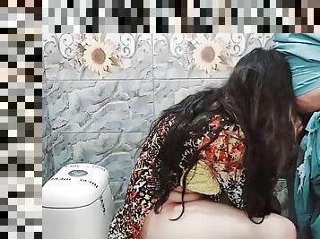 Maid anally fucked in bathroom doggystyle with hindi audio