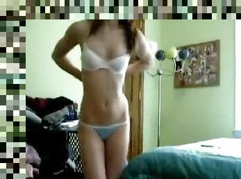 Homemade video of a hot babe with big natural boobs