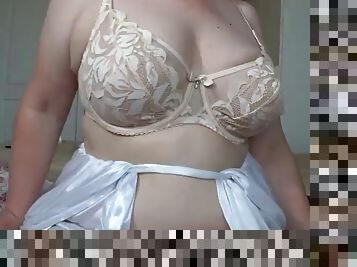 My big tits are trying on a Christmas gift - new bras instead of old natural tits - are you turned on by a busty MILF?