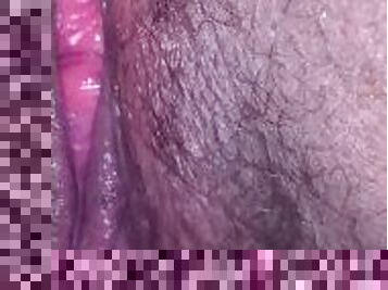 Wet Ebony pussy????