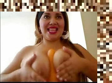 Chubby webcam girl with pussy and toys