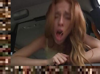 Public car lady fucked by a good dick in her wet pussy hole