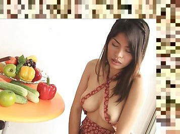 Captivating Asian babe has an unforgettable time with the vegetables