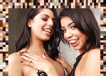 Bimbos Veronica Rodriguez and Gina Valentina have fun eating twats