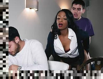 Voluptuous ebony mom Lola Marie hot porn movie