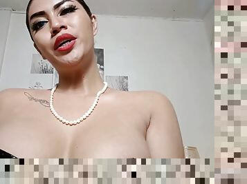 asyalı, büyük-göğüsler, travesti, amatör, anal, oral-seks, oyuncak, yapay-erkeklik-organı, fetiş, tek-kişilik