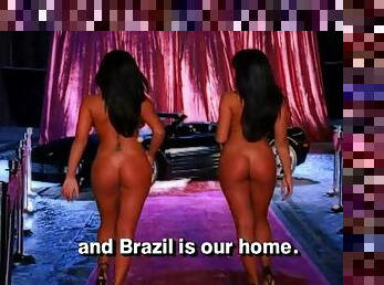 Deisy and Sarah Teles are two sexy Brazilian twins