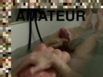 masturbation, amateur, ejaculation-sur-le-corps, jouet, pieds, fétiche, solo, branlette-avec-les-pieds, orteils