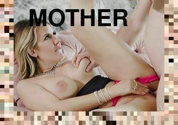 Mother Exchange: Sneaky Seduction Scene with Curvy Fat Ass Mom Dicked - Robby Apples, Lexi Stone