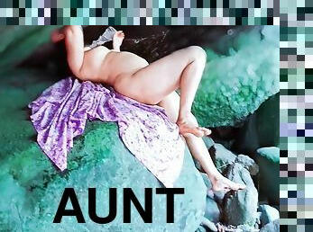 The Big Booty Desi Aunty Swimming Naked In The Water And Fucking In The Water On An Outdoor River