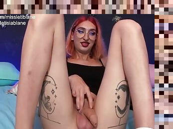 Shemale smokes after cumshot