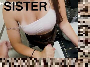 Teen stepsister caught me looking at her and let me fuck her pussy
