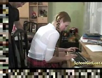 Scolarita, Sex in trei, Salbatic